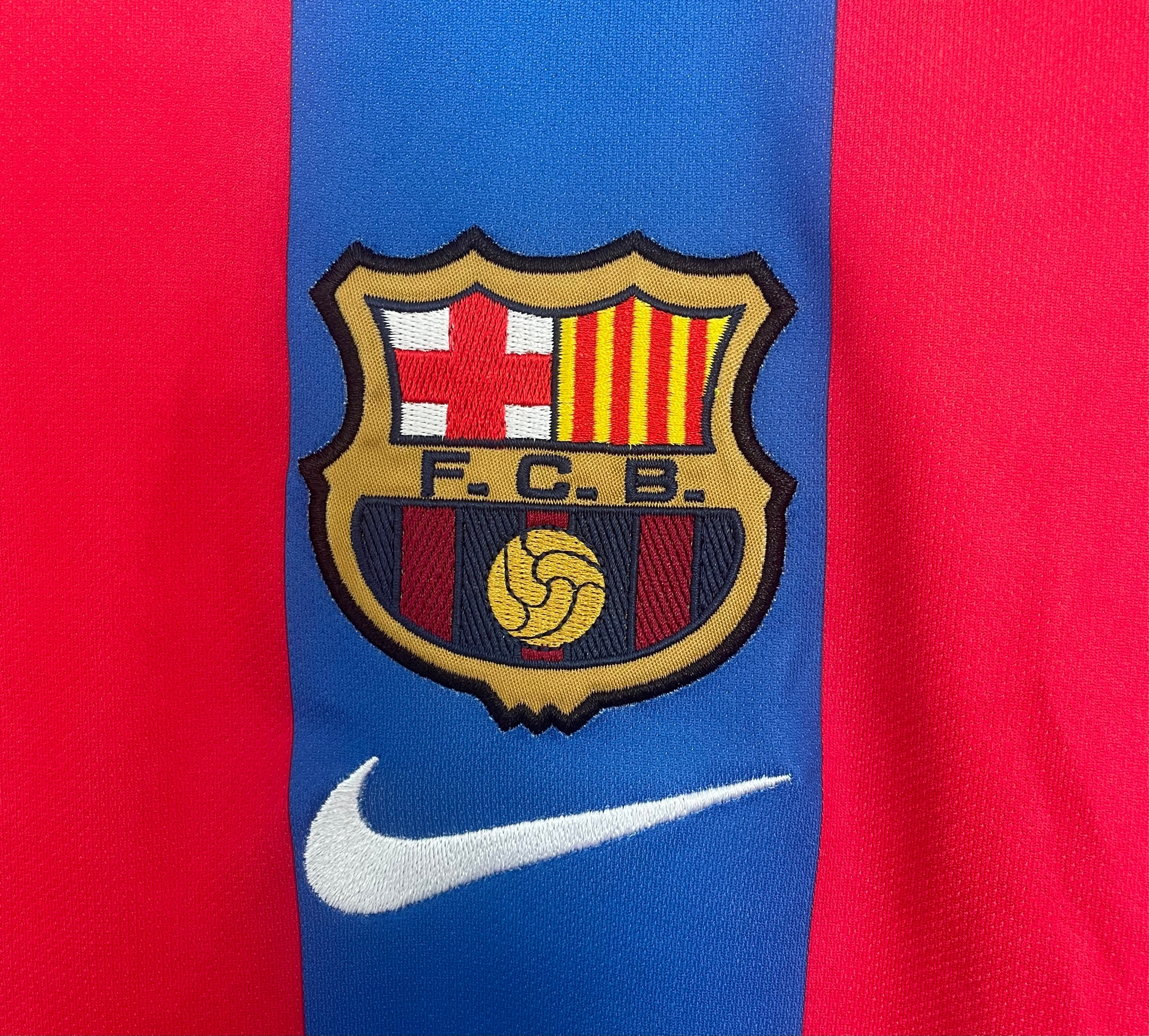 Barcelona Home Shirt - 2001-2002