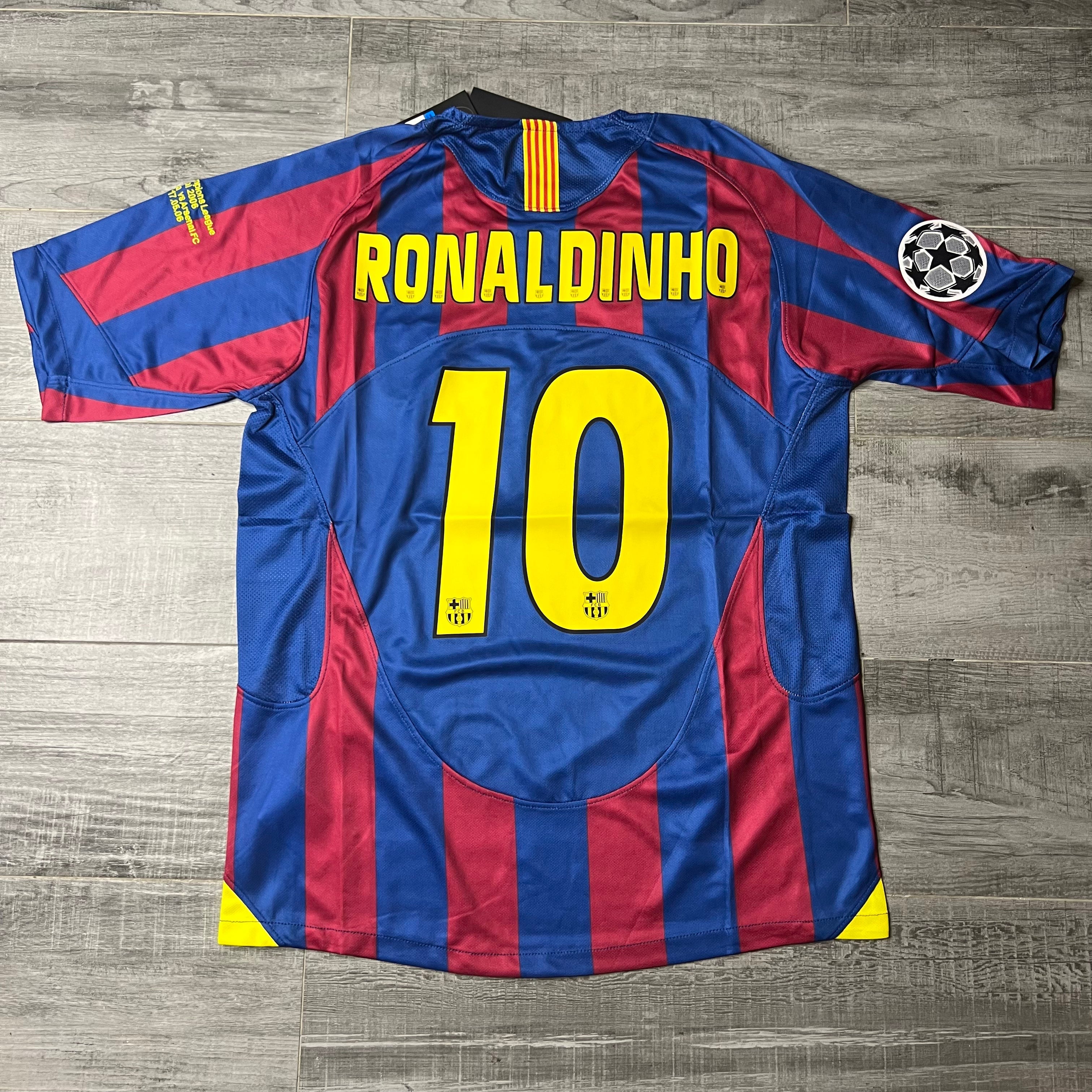 2005-06 -Barcelona Home Retro