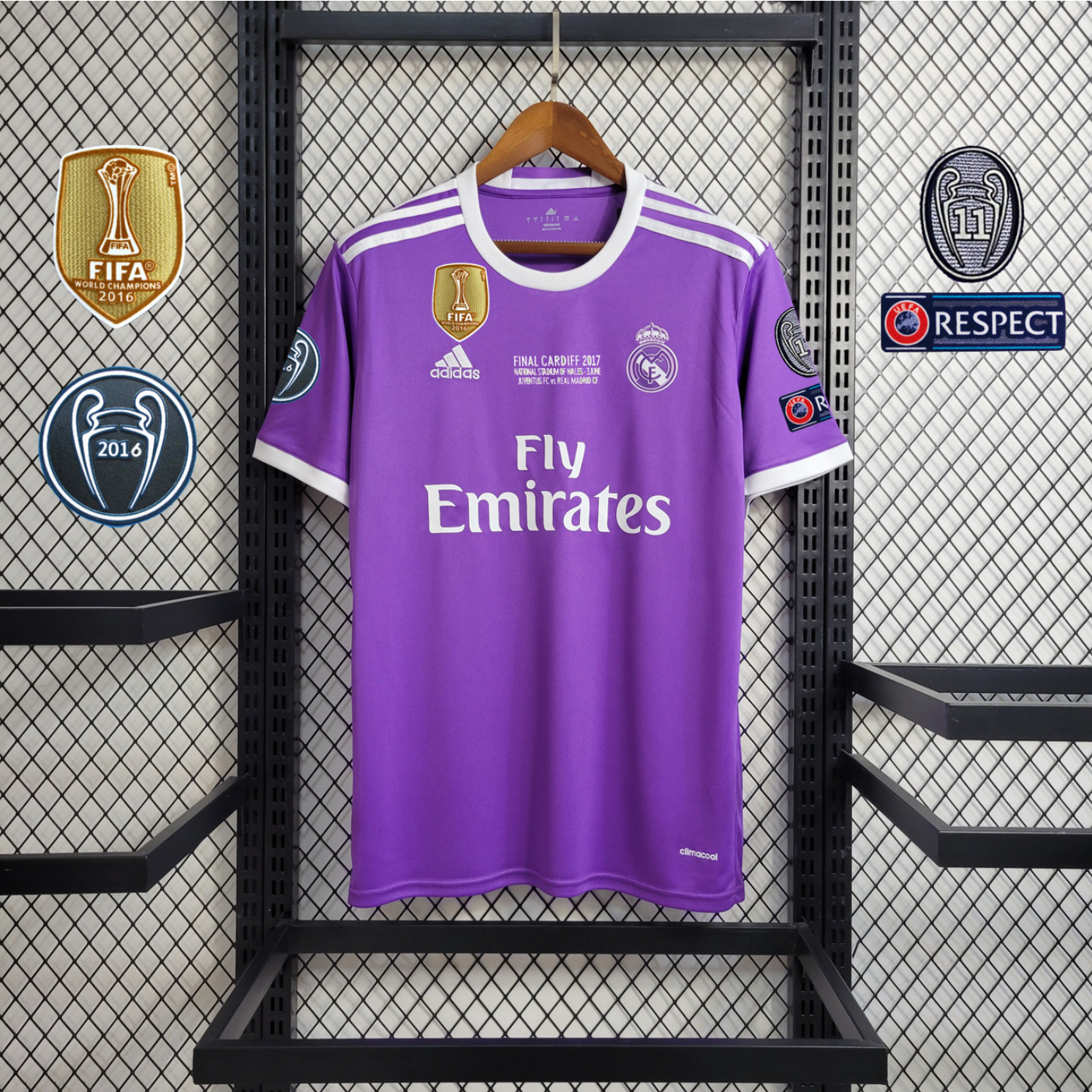 2016-17 - Real Madrid Away Retro