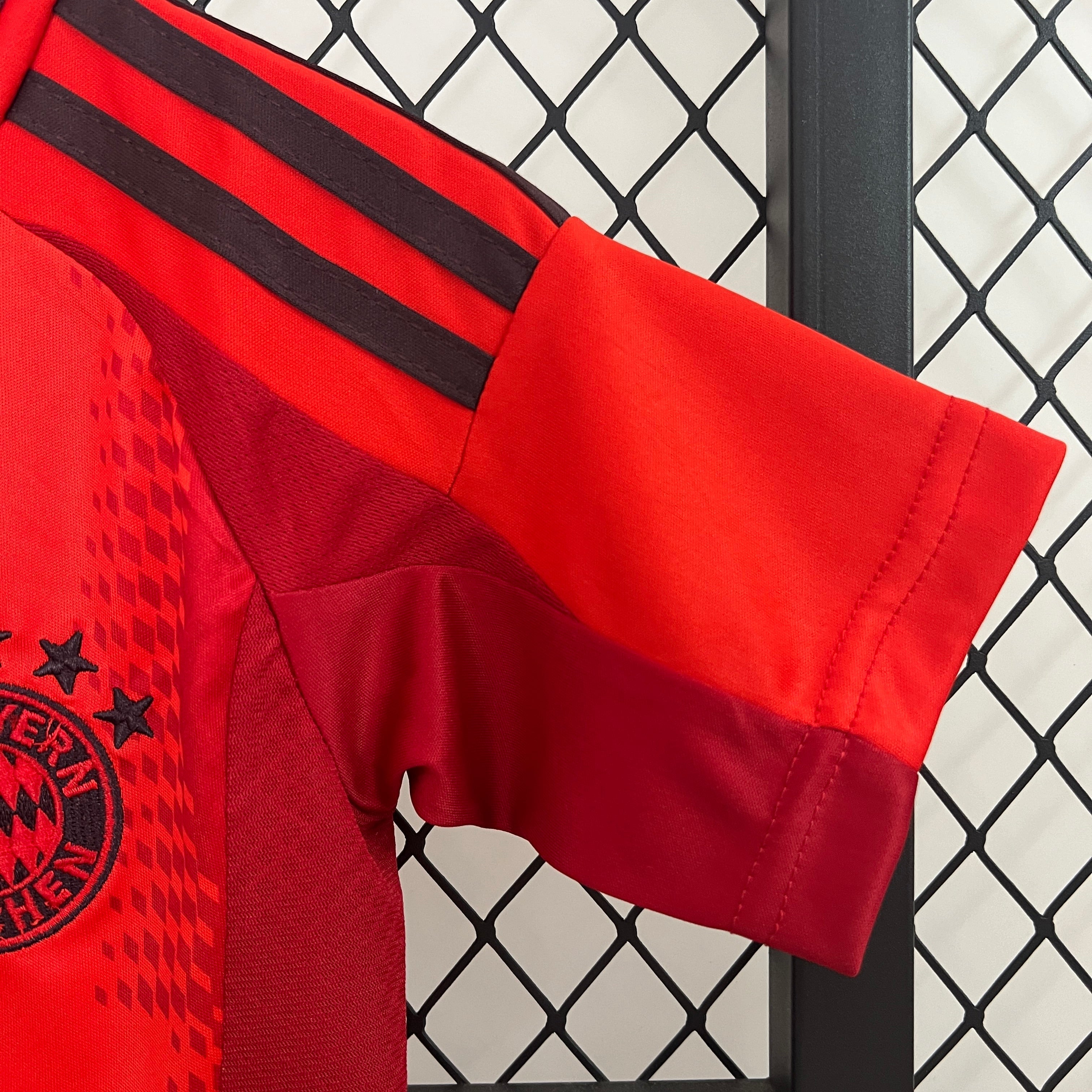 Bayern Munich Kids Jersey 2025