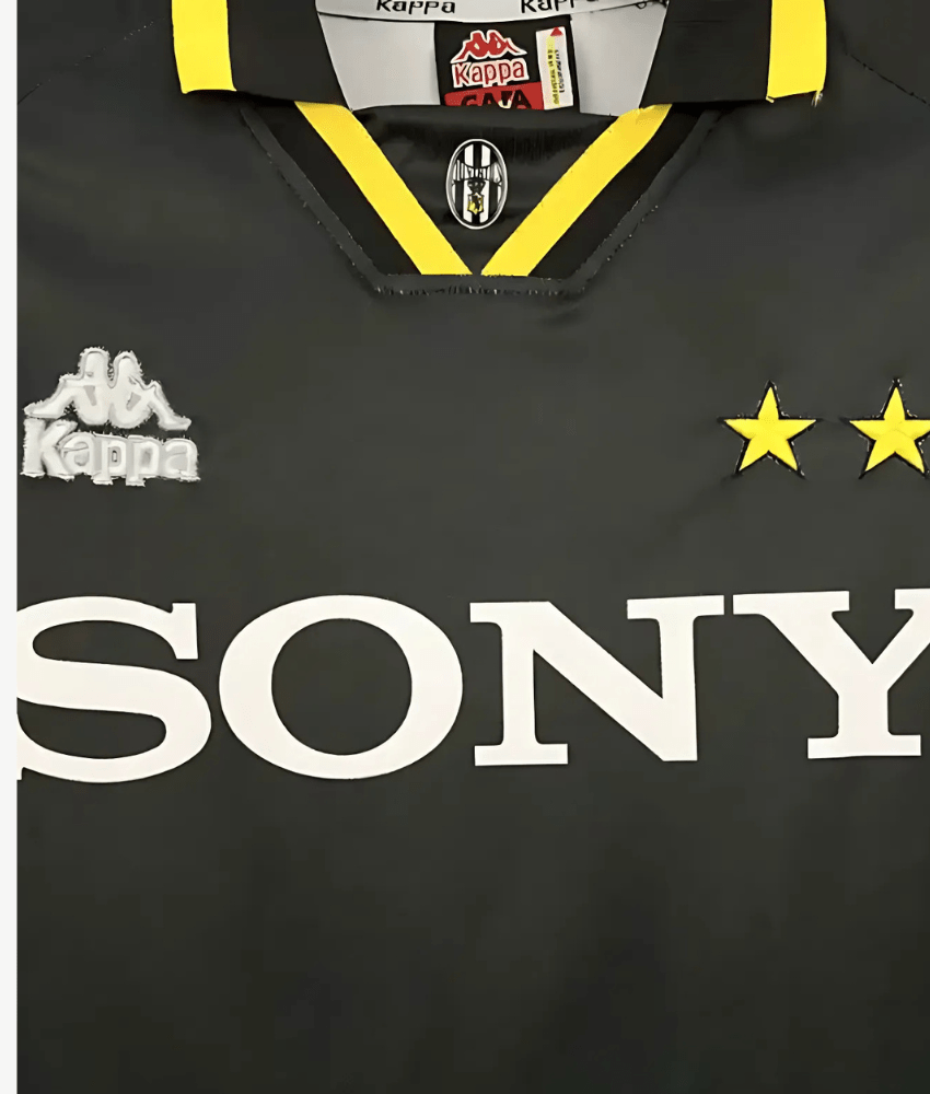 JUVENTUS 1995/97 AWAY RETRO SHIRT