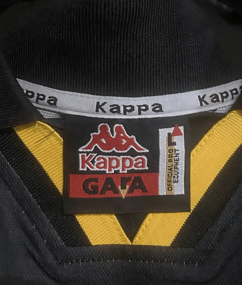 JUVENTUS 1995/97 AWAY RETRO SHIRT